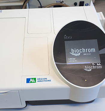Spectrophotomètre